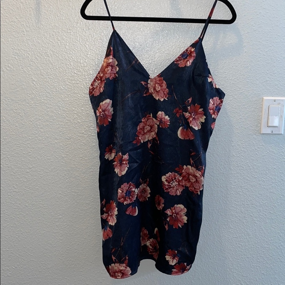 Mini 🌺 floral dress, NWOT